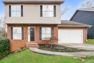 1517 RANDALL PARK DR KNOXVILLE, TN 37922